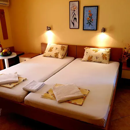Hotel Family Rosi 2*